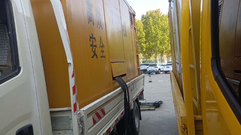 矿区如何判断柴油发电机组和UPS电源的切换时间是否符合要求？